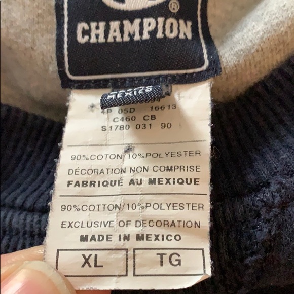90/10 retro Champion XL Men’s Navy sweatshirt EUC - Picture 4 of 8